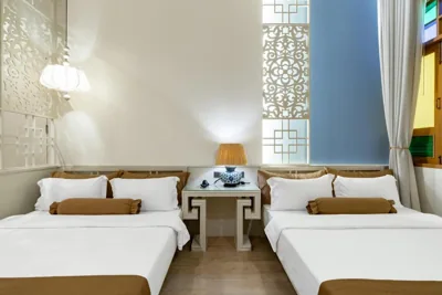 Habitación Deluxe con cama doble o dos camas individuales — O'nya Phuket Hotel