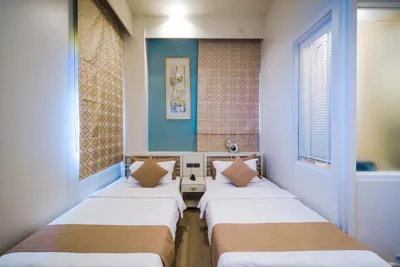 Habitación Superior con dos camas individuales — O'nya Phuket Hotel